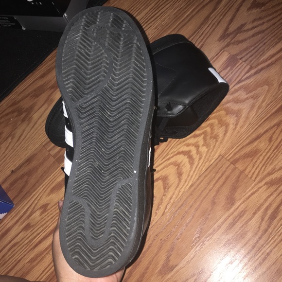 Adidas high tops - Picture 6 of 6